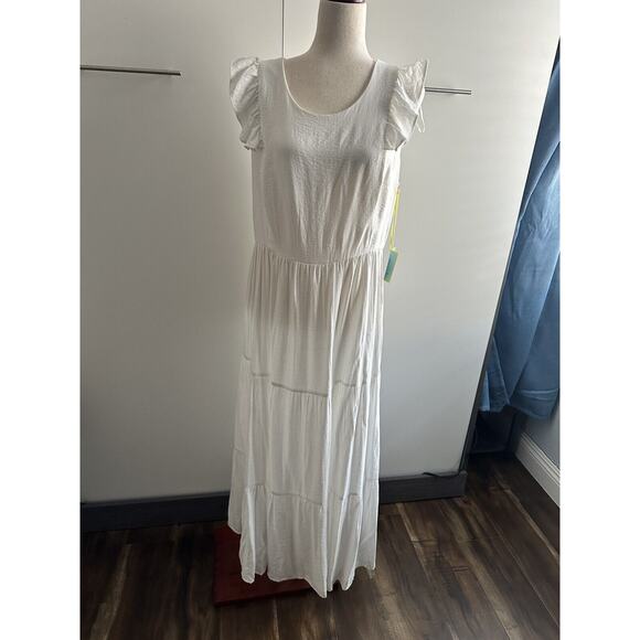 NWT CECE Size XL White Tiered Maxi Dress Coastal Cut Out Back Portrait Beach - Picture 16 of 16